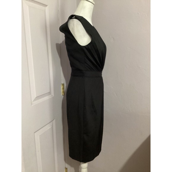 Ted Baker Black Spiral Pleated Knee Length Sleeveless Sheath Dress - Picture 3 of 8